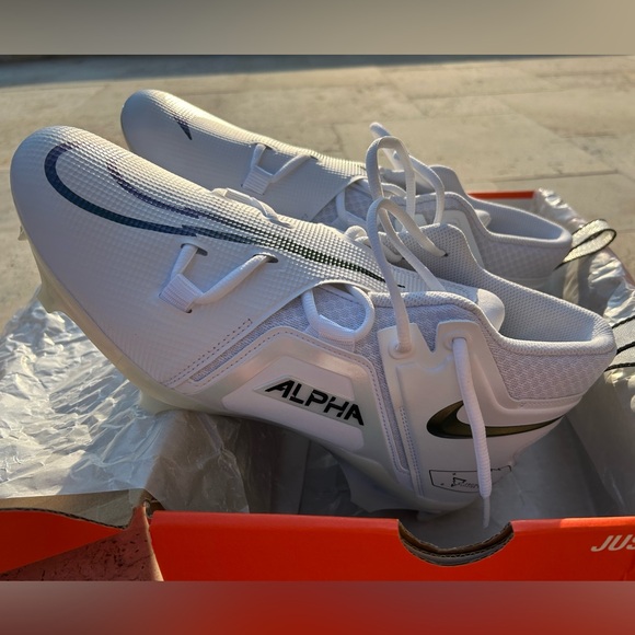 BRAND NEW NIKE ALPHA MENACE PRO 3 FOOTBALL CLEATS - Picture 4 of 8